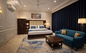 Apple Tree Hotel - Free Oneway Transffer